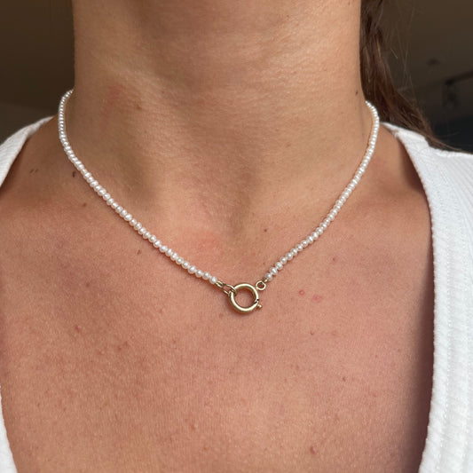 Diana Pearl Mini Choker with toggle